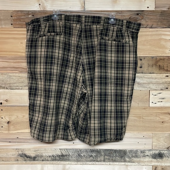 St John’s Bay size 44 Plaid Shorts in Brown and Black 100% Cotton with Pockets - Picture 10 of 10